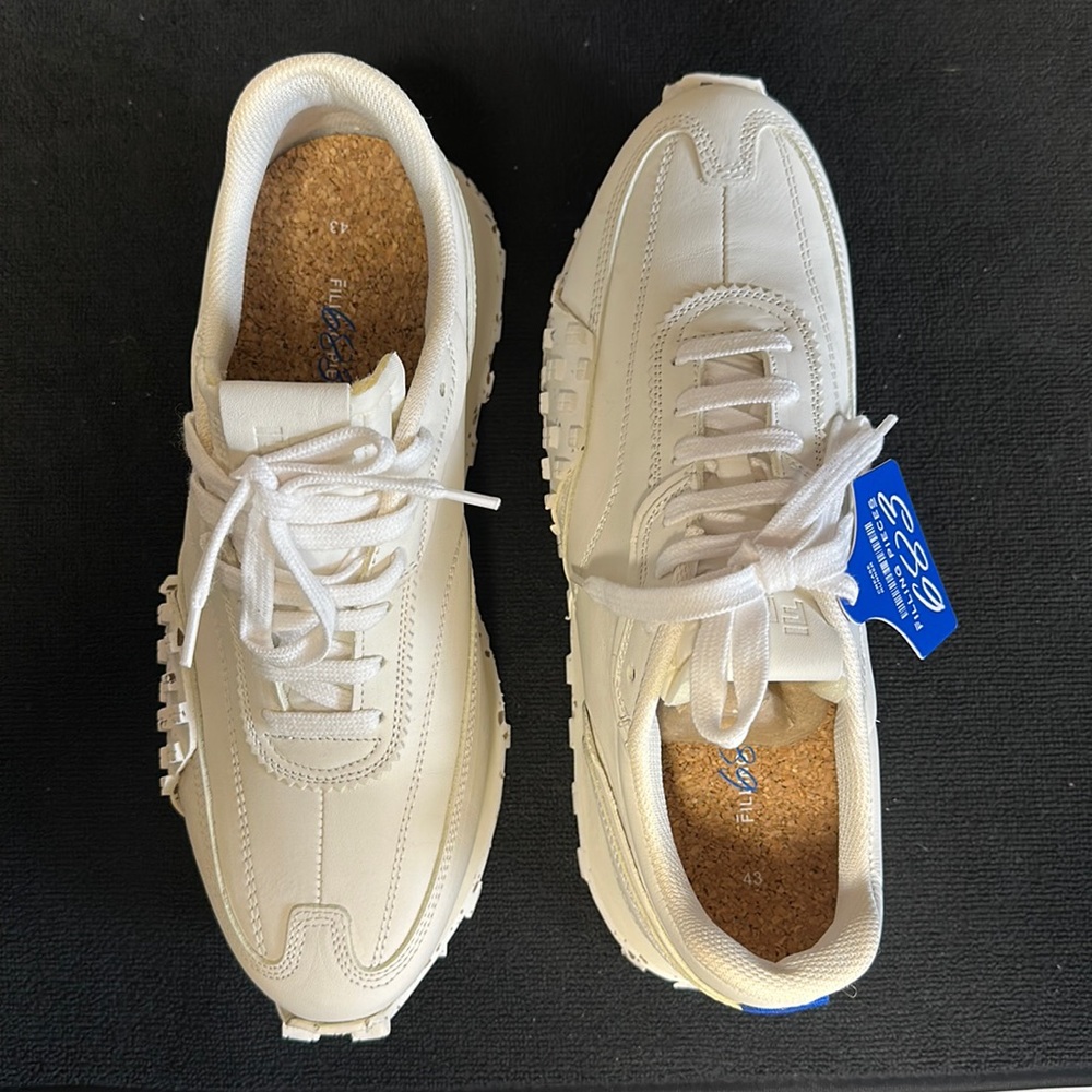 Brand new Filling Pieces sneakers!